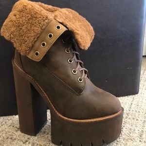 Laced Grunge Heeled Boot